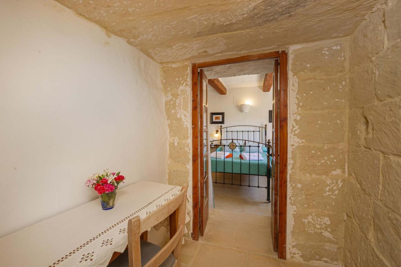 Oleandra Holiday Home Għasri Exterior foto